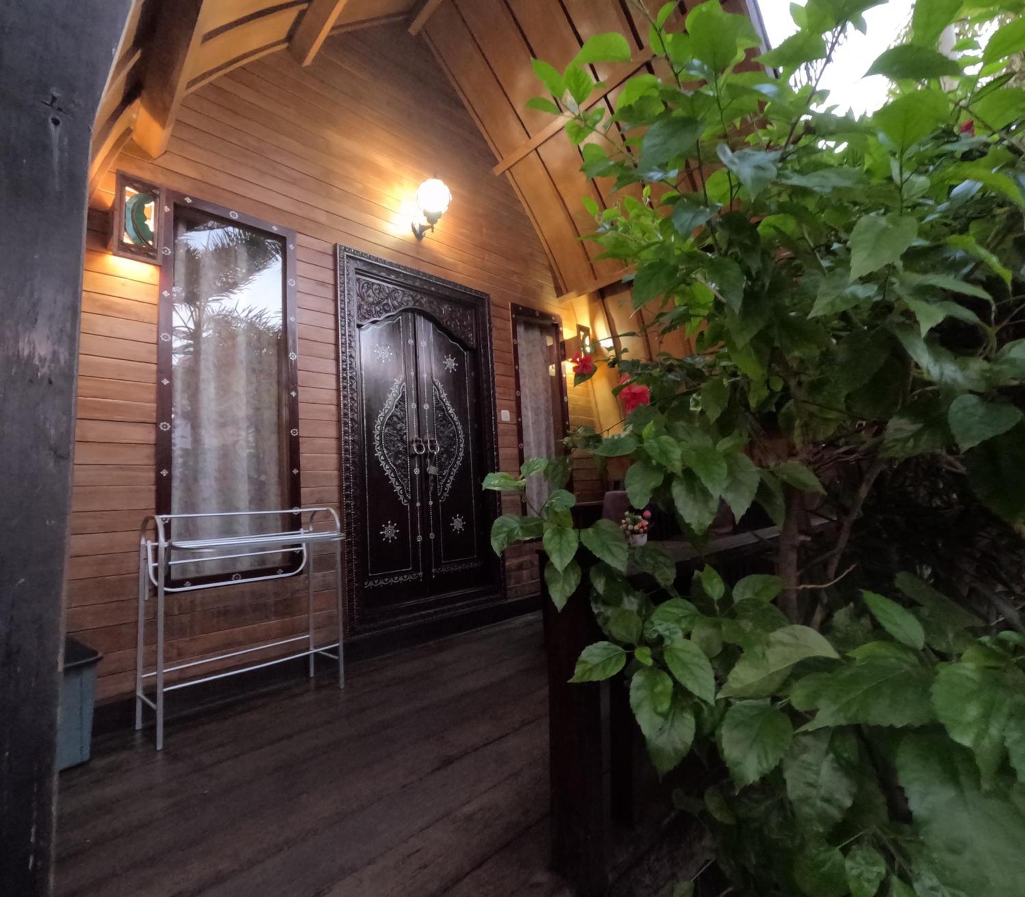 Banana Leaf Bungalow Gili Trawangan Luaran gambar